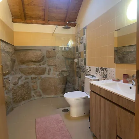 Casa de Férias Nascente, Place In Nature Next To A Waterfall *