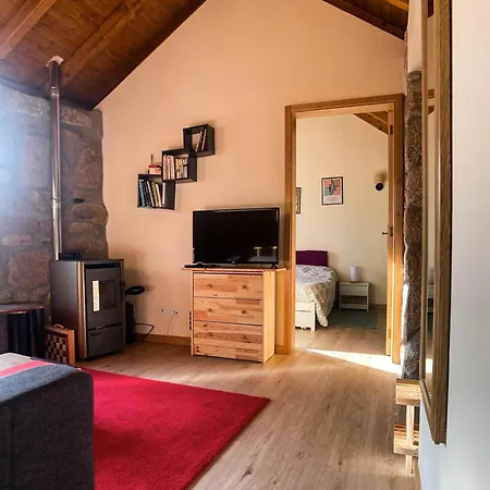 Nascente, Place In Nature Next To A Waterfall Tatil Evi Loureiro (Porto)